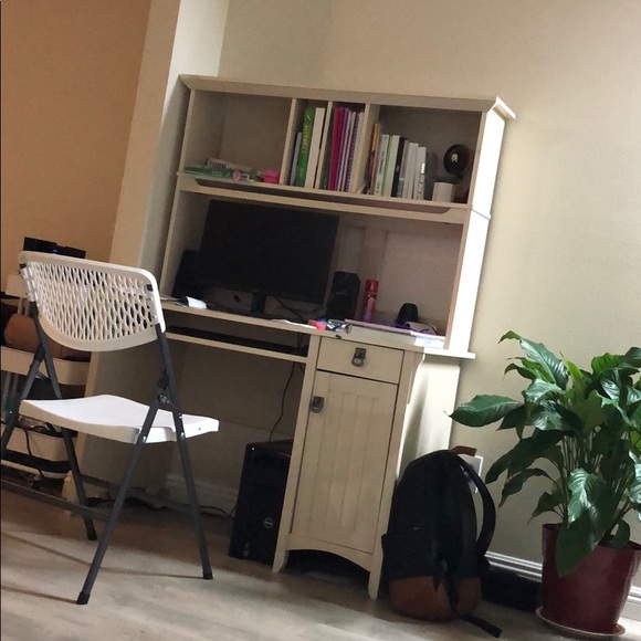 Meet your Posher, Hien - Picture 1 of 1